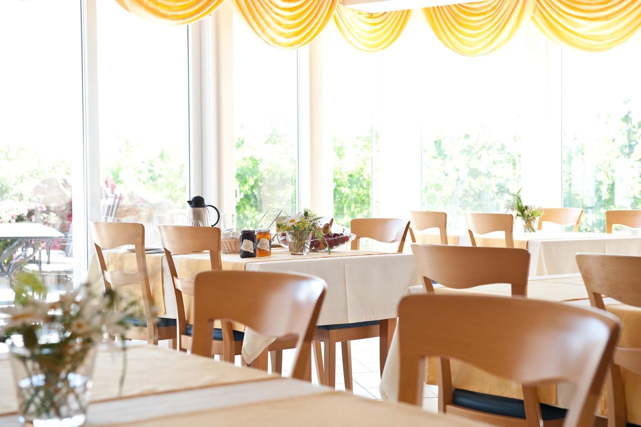 Felshof - Weingut & Gaestehaus 3* Sommerhausen